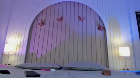 Maria  online show from October 21, 2025, 12:28 pm