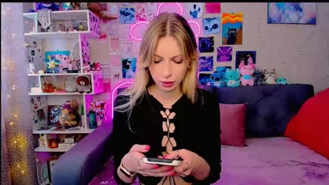 Snapshot of maria_hunt chatting on February 27, 2025, 4:20 am Maria online show from February 27, 2025, 4:20 am