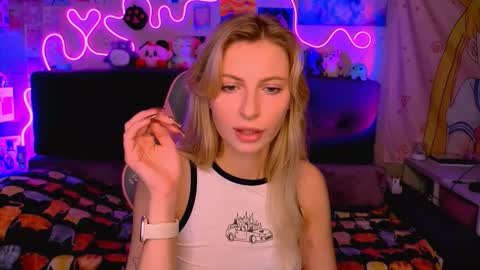 Maria online show from October 8, 2025, 5:05 am