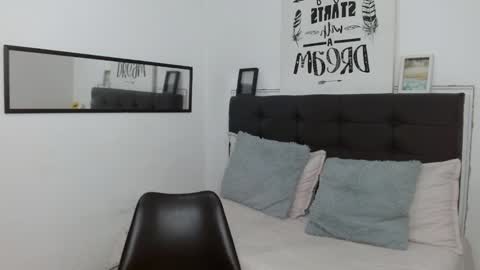 maria_jose_h online show from October 16, 2025, 2:12 am