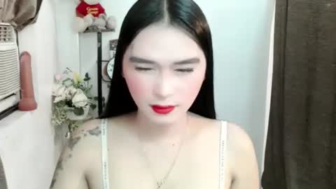 Marga online show from October 15, 2025, 1:06 am