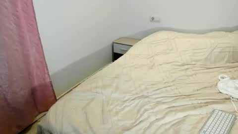 Itslablonde online show from October 10, 2025, 9:03 pm