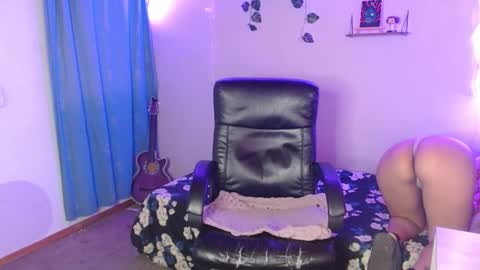 mariaajuana_ online show from February 24, 2025, 2:08 am