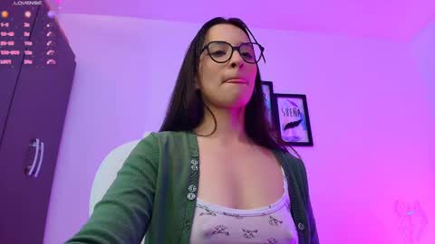 Snapshot of mariaan_m chatting on February 19, 2025, 2:01 pm Leidy online show from February 19, 2025, 2:01 pm