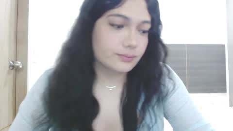 Snapshot of mariabril77 chatting on October 16, 2025, 1:56 pm Call me Mara  online show from October 16, 2025, 1:56 pm