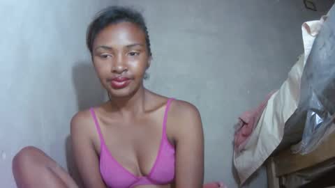 Maria online show from October 17, 2025, 11:51 pm