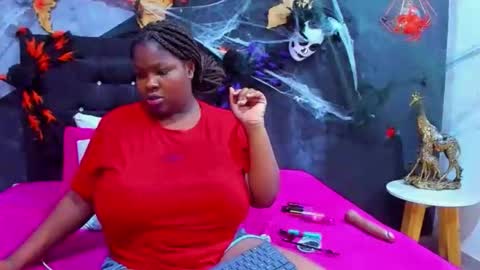  MARIAM online show from November 18, 2025, 11:47 am