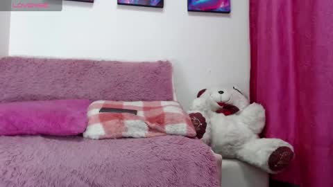 Snapshot of mariam_schubert chatting on March 11, 2025, 2:51 pm mariam_schubert online show from March 11, 2025, 2:51 pm