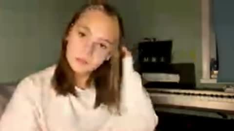 Snapshot of mariamcleverley chatting on September 21, 2025, 5:47 pm Mia online show from September 21, 2025, 5:47 pm