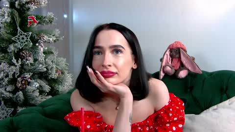 MariaMenson online show from December 13, 2024, 10:30 am