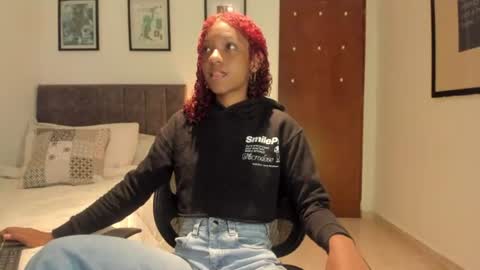 Snapshot of marian_nn chatting on June 10, 2026, 7:57 pm Mariana online show from June 10, 2026, 7:57 pm