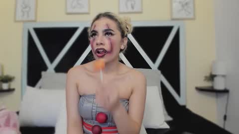 Marian online show from November 1, 2025, 2:35 am