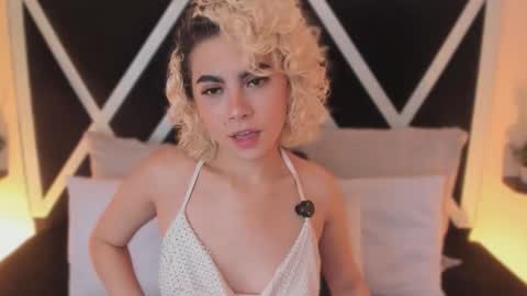 Marian online show from November 18, 2025, 2:39 am