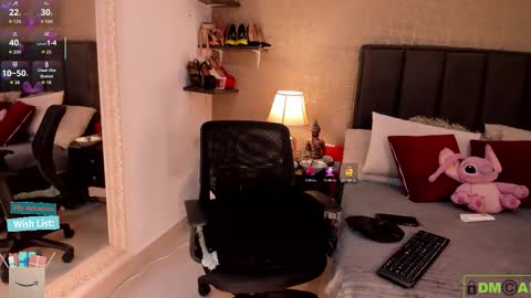 Snapshot of mariana_c chatting on February 17, 2026, 2:57 pm Mar y online show from February 17, 2026, 2:57 pm