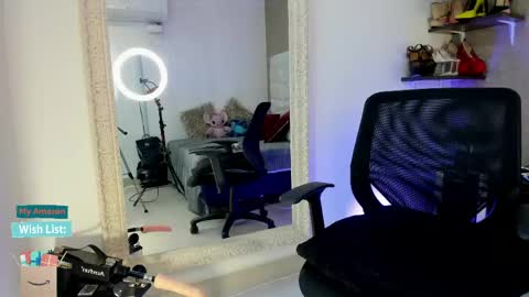 Mar y online show from April 28, 2026, 2:55 pm