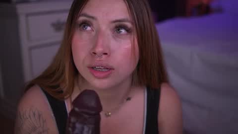 Mariana Castro online show from October 29, 2025, 3:31 am