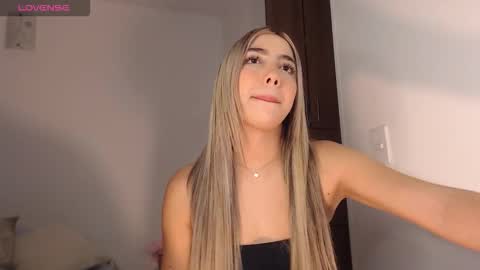 Mariana online show from January 15, 2026, 6:33 pm