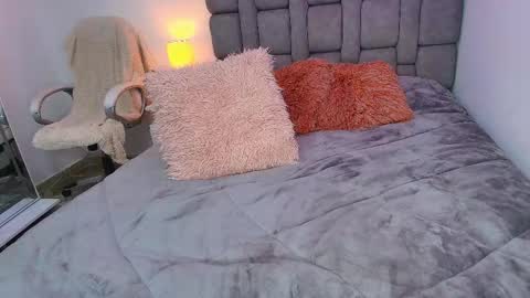 Snapshot of mariana_gomez01 chatting on October 10, 2025, 4:17 pm Mariana Gomez online show from October 10, 2025, 4:17 pm