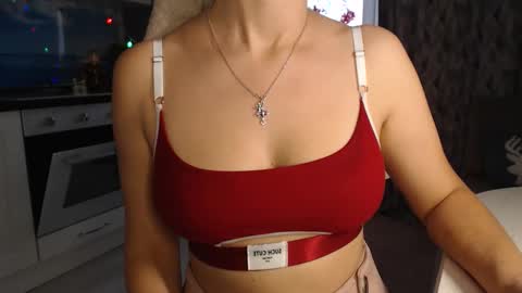 MarianaMur online show from February 27, 2025, 9:54 am