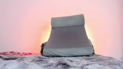 Mariana Preciado online show from February 13, 2026, 5:14 am