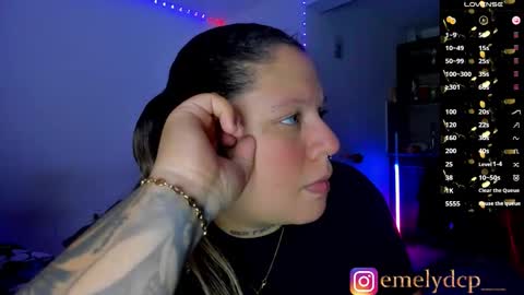 Snapshot of mariana_smittt chatting on March 17, 2026, 12:52 pm Independent Model online show from March 17, 2026, 12:52 pm