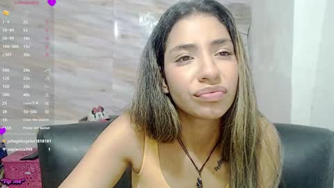 Snapshot of mariana_turner chatting on February 6, 2025, 12:00 am Mariana turner online show from February 6, 2025, 12:00 am