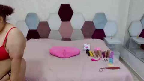 mariana online show from February 9, 2026, 6:01 pm