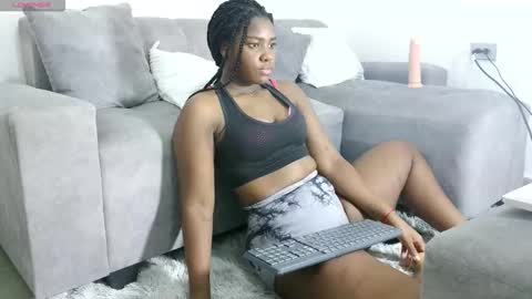 Snapshot of marianaee chatting on September 12, 2025, 4:23 am marianaee online show from September 12, 2025, 4:23 am