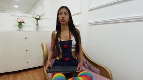 Mariana Garcia online show from October 13, 2025, 6:19 pm