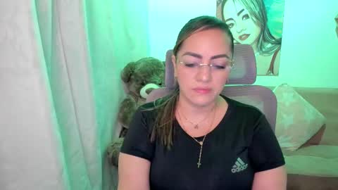 Mariana Lopez online show from September 30, 2025, 1:32 am