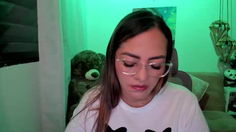 Mariana Lopez online show from October 4, 2025, 12:41 am