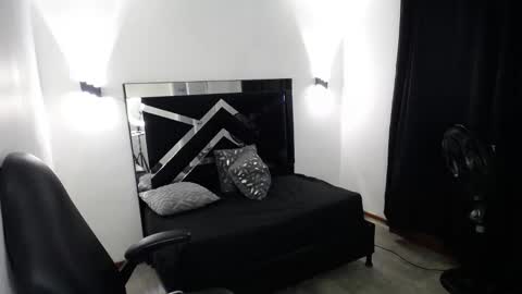 Mariana online show from March 3, 2026, 3:12 am