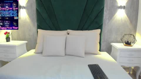 Mariana online show from January 3, 2025, 7:50 pm