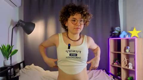 Snapshot of marianasica chatting on November 26, 2025, 6:09 pm Mariana online show from November 26, 2025, 6:09 pm