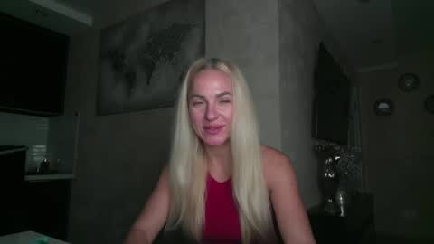 Snapshot of marianna1977 chatting on October 26, 2025, 7:42 pm marianna1977 online show from October 26, 2025, 7:42 pm