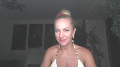marianna1977 online show from July 29, 2026, 7:23 pm