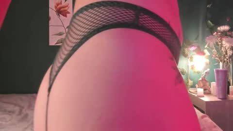 Theressa online show from October 5, 2025, 11:30 am