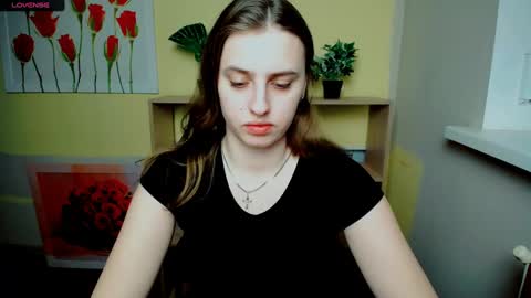 Snapshot of mariatess_ chatting on February 18, 2025, 10:27 am Mariia online show from February 18, 2025, 10:27 am