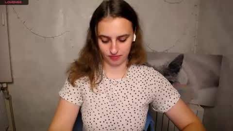 Snapshot of mariatess_ chatting on July 10, 2026, 12:19 pm Mariia online show from July 10, 2026, 12:19 pm