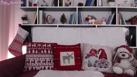 Snapshot of marie_antoinette62 chatting on January 3, 2025, 6:14 pm Maria online show from January 3, 2025, 6:14 pm