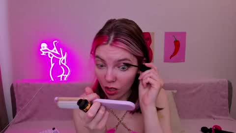 Snapshot of marie_reyess chatting on April 30, 2026, 3:24 am Marie 3 online show from April 30, 2026, 3:24 am