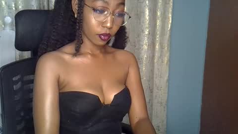 Snapshot of mariejuana_bliss chatting on September 9, 2025, 6:29 pm mariejuana online show from September 9, 2025, 6:29 pm