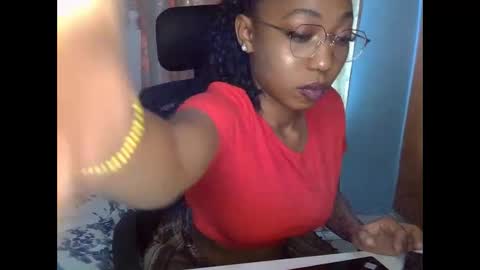 Snapshot of mariejuana_bliss chatting on September 15, 2025, 5:29 am mariejuana online show from September 15, 2025, 5:29 am