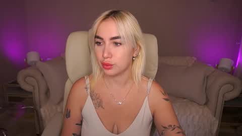 Snapshot of mariellavv chatting on September 25, 2025, 12:42 pm Mariella online show from September 25, 2025, 12:42 pm