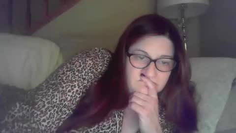 Marie online show from November 9, 2025, 2:32 am