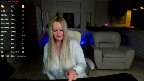 Snapshot of mariemlui chatting on June 19, 2026, 6:56 pm mariemlui online show from June 19, 2026, 6:56 pm