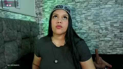 Snapshot of mariferprivxx chatting on May 1, 2026, 5:12 am M A R I F E R online show from May 1, 2026, 5:12 am
