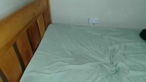 gold online show from May 19, 2026, 1:56 am