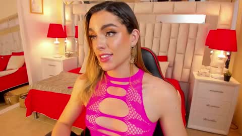 Snapshot of mariiahneedles chatting on January 16, 2025, 7:07 am mariiahneedles online show from January 16, 2025, 7:07 am