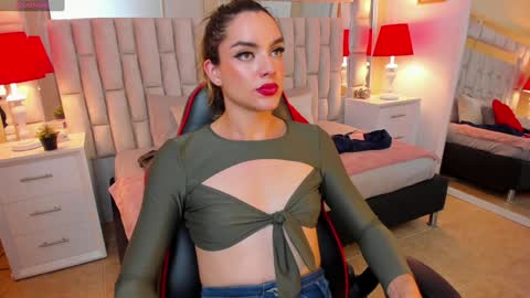 Snapshot of mariiahneedles chatting on January 20, 2025, 10:59 pm mariiahneedles online show from January 20, 2025, 10:59 pm